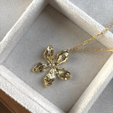 Chunky flower necklace